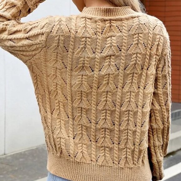 Camel Brown Cable Knit Sweater in M and L - Picture 2 of 3
